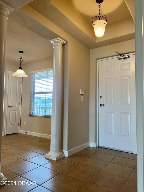 New Smyrna Beach, FL 32168,424 Luna Bella LN E #327