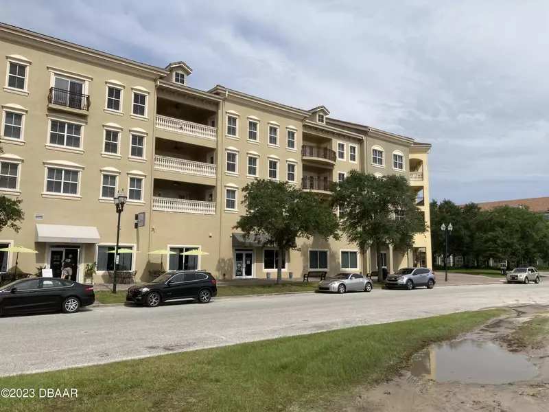 424 Luna Bella LN E #327, New Smyrna Beach, FL 32168