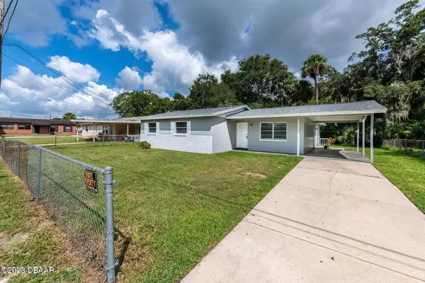 New Smyrna Beach, FL 32168,908 Roper ST