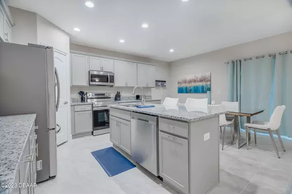 Daytona Beach Shores, FL 32118,117 Oceans CIR