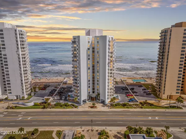 Daytona Beach Shores, FL 32118,3047 Atlantic AVE #1204