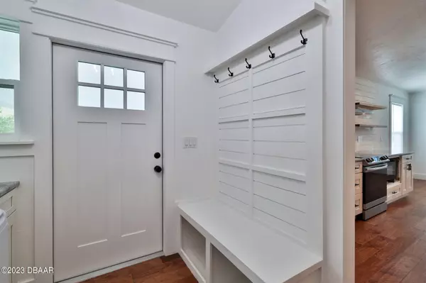 Daytona Beach, FL 32114,127 Loomis AVE