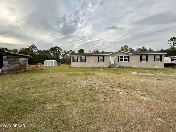 Pierson, FL 32180,440 Slash Pine LN