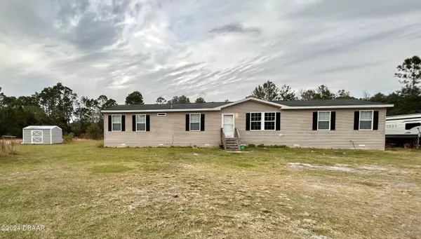 440 Slash Pine LN, Pierson, FL 32180