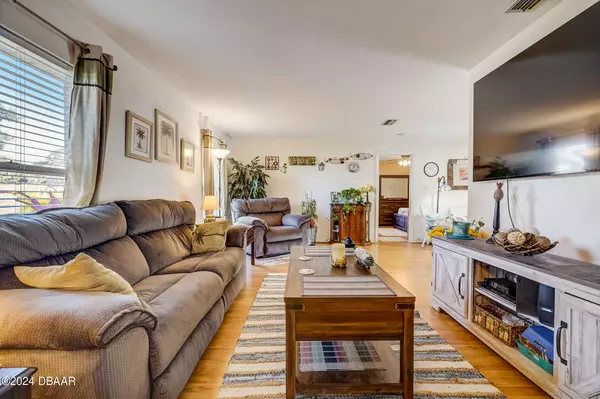 Port Orange, FL 32127,724 Hillville DR