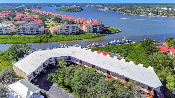 520 Peninsula AVE #2D1, New Smyrna Beach, FL 32169