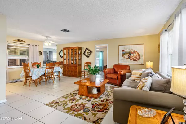 Deltona, FL 32725,1009 Normandy BLVD