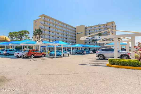 145 Halifax AVE #204, Daytona Beach, FL 32118