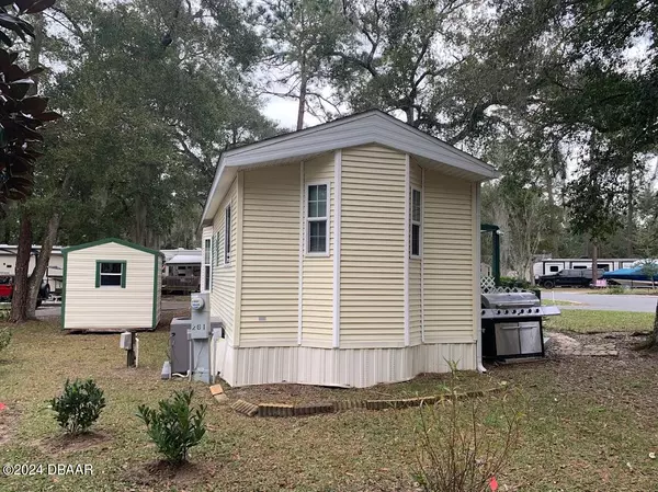 Salt Springs, FL 32134,25230 NE 141ST LOT 261 LN