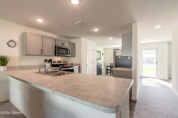 Edgewater, FL 32132,1815 Victory Palm DR