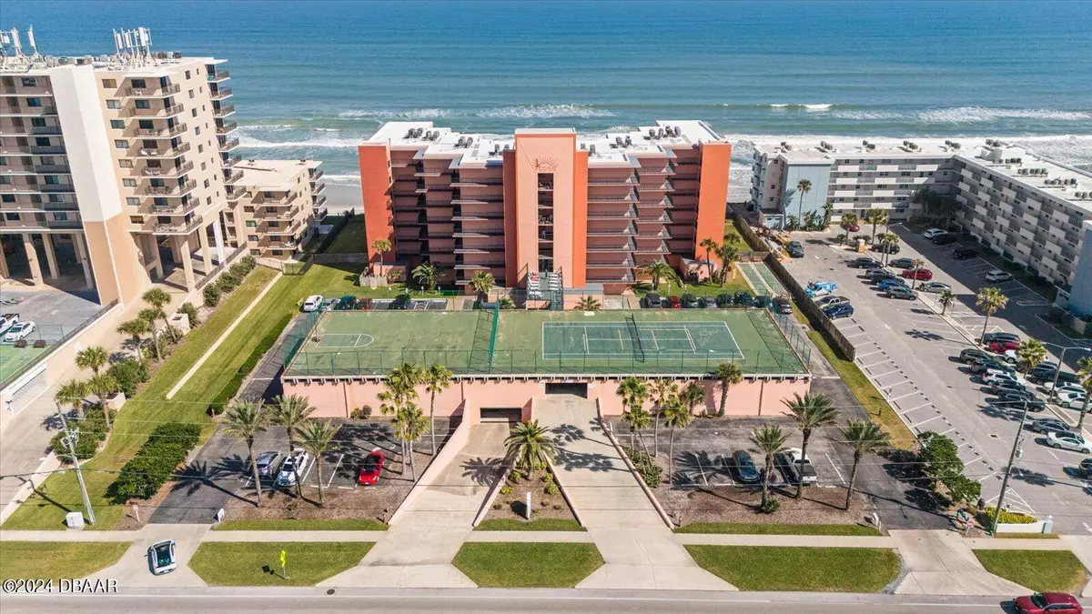 New Smyrna Beach, FL 32169,4141 Atlantic AVE #306