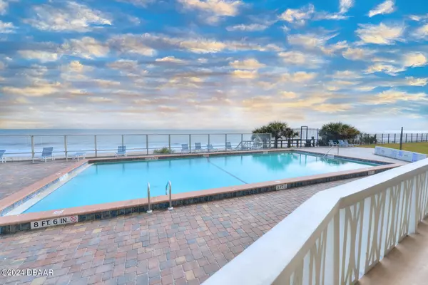 Ormond Beach, FL 32176,1051 Ocean Shore BLVD #206