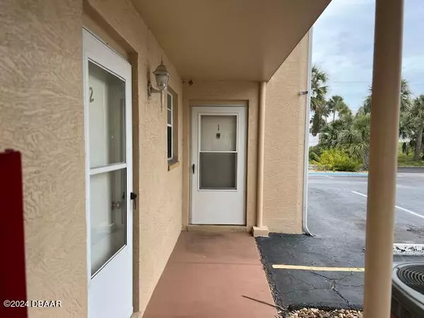 Port Orange, FL 32127,3600 Peninsula DR #1