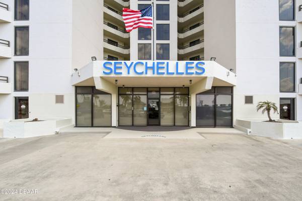 3855 Atlantic AVE #505,  Daytona Beach Shores,  FL 32118