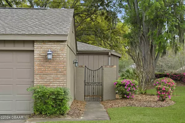 Ocala, FL 34471,1896 SE Clatter Bridge RD