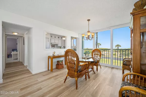 Ormond Beach, FL 32176,5500 Ocean shore BLVD #25