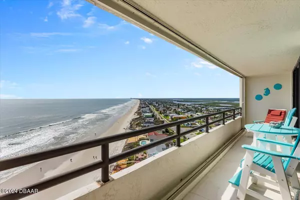 Daytona Beach Shores, FL 32118,3855 Atlantic AVE #PH5