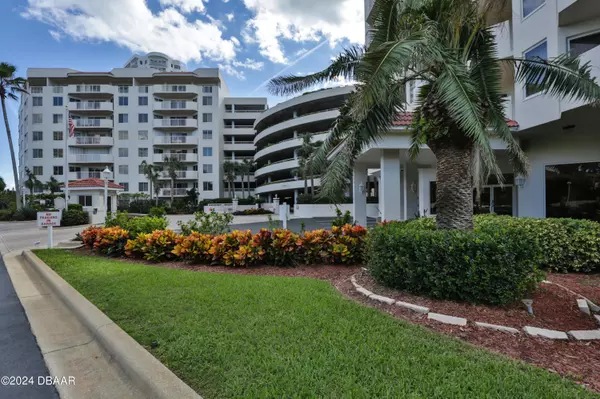 3 Oceans West BLVD #5C4, Daytona Beach Shores, FL 32118