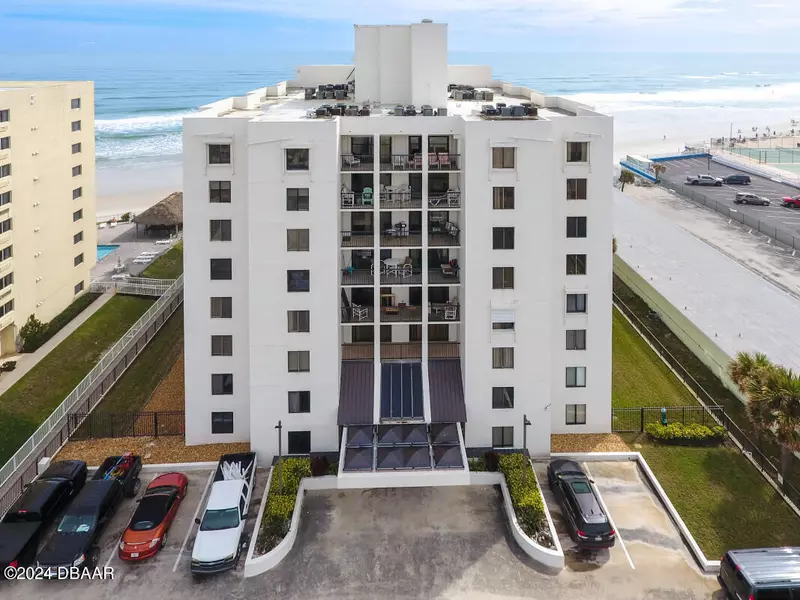 2615 Atlantic AVE #1B, Daytona Beach Shores, FL 32118