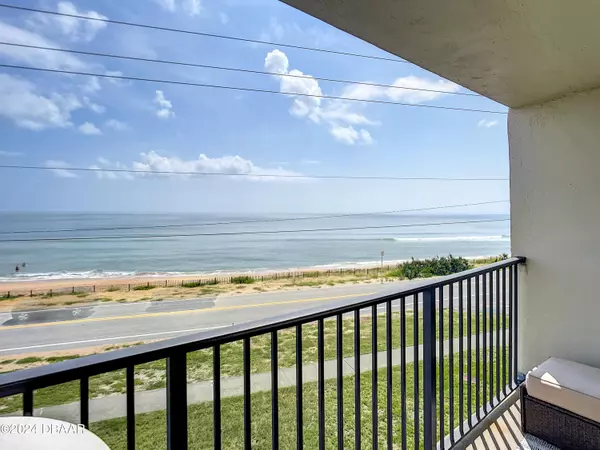 Ormond Beach, FL 32176,2700 Ocean Shore BLVD #302