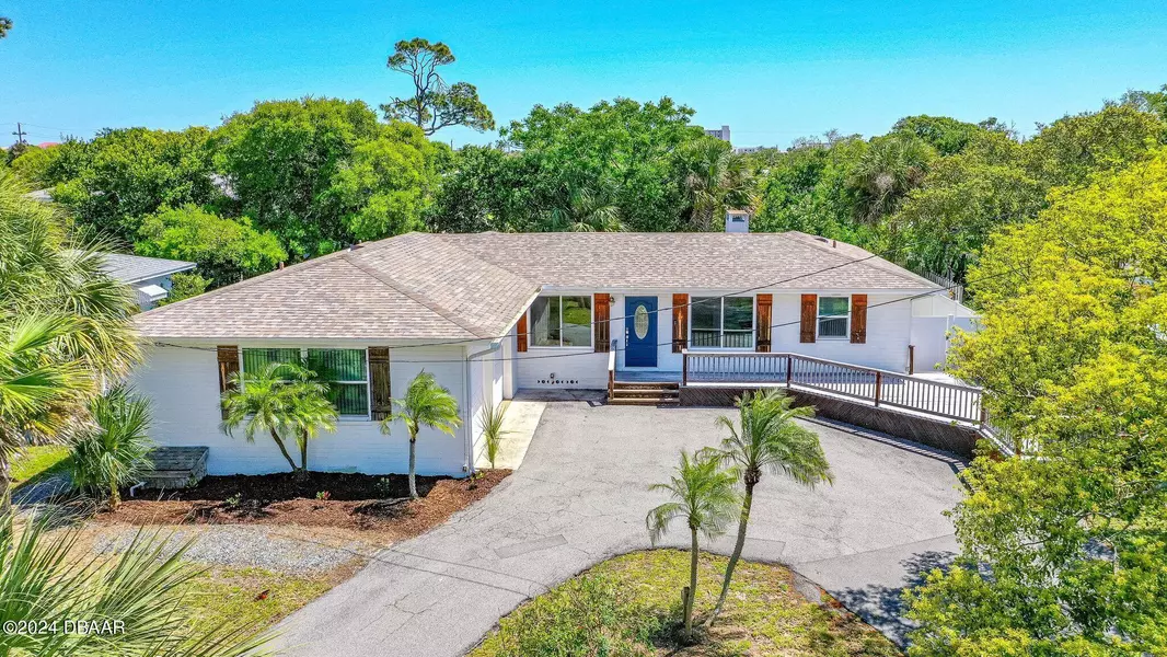 473 Halifax DR, Ormond Beach, FL 32176