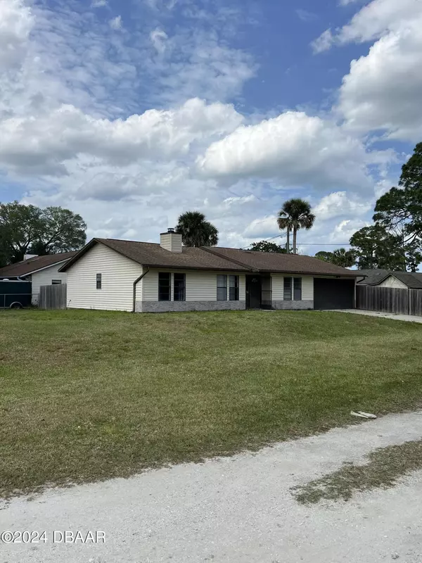 Edgewater, FL 32141,3231 Yule Tree DR