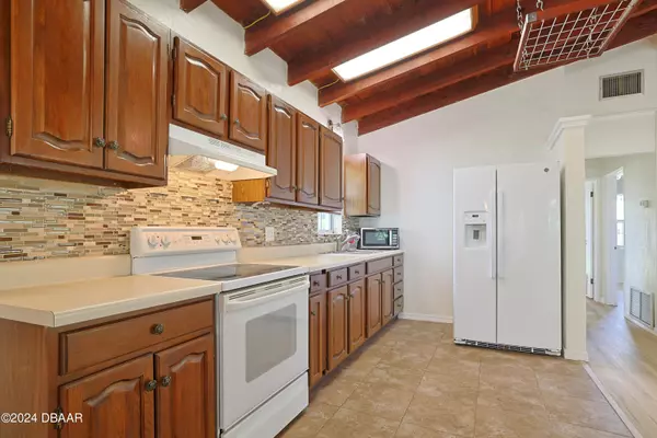 Ormond Beach, FL 32176,217 Essex DR