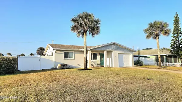 4 Berkley RD, Ormond Beach, FL 32176