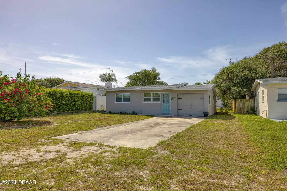 New Smyrna Beach, FL 32169,809 25th AVE