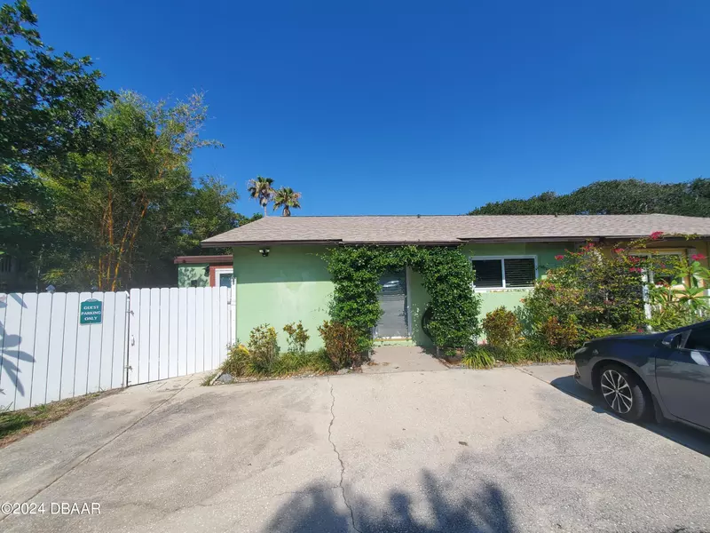 1720 Orlando AVE, Cocoa Beach, FL 32931