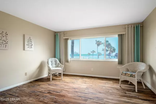 New Smyrna Beach, FL 32169,3663 Atlantic AVE #21C