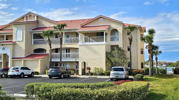 456 Bouchelle DR #103, New Smyrna Beach, FL 32169