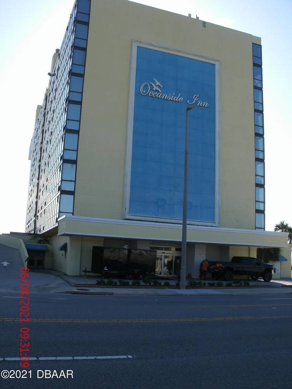 1909 Atlantic AVE #220 & 221, Daytona Beach, FL 32118