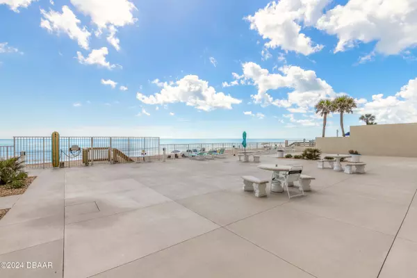 Ormond Beach, FL 32176,89 Atlantic AVE #1505