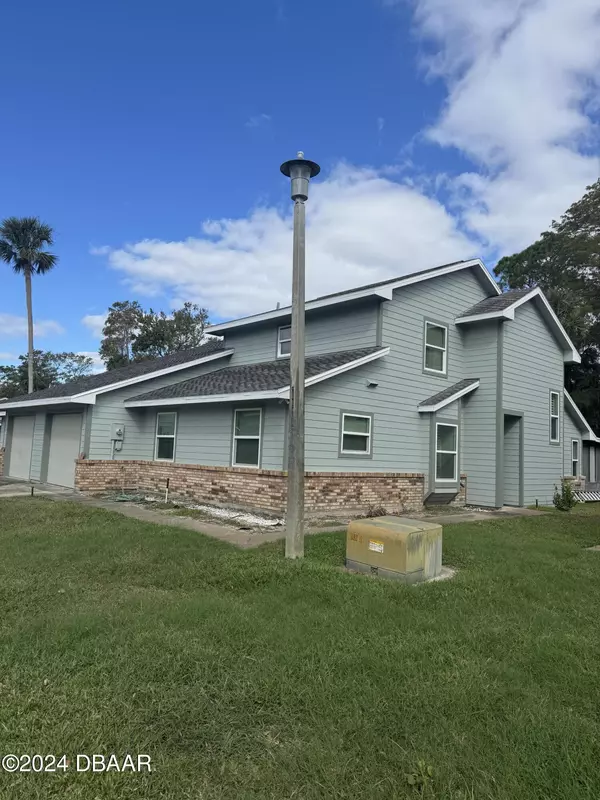 Daytona Beach, FL 32119,324 Bob White CT #324D