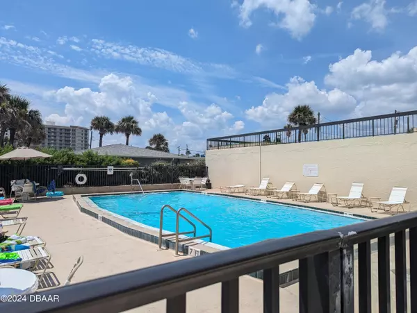 Ormond Beach, FL 32176,1513 Ocean Shore BLVD #10A