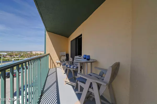 Daytona Beach Shores, FL 32118,3647 Atlantic AVE #4C-405