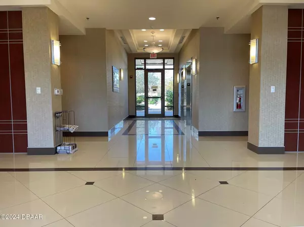 Palm Coast, FL 32164,145 City PL #200B