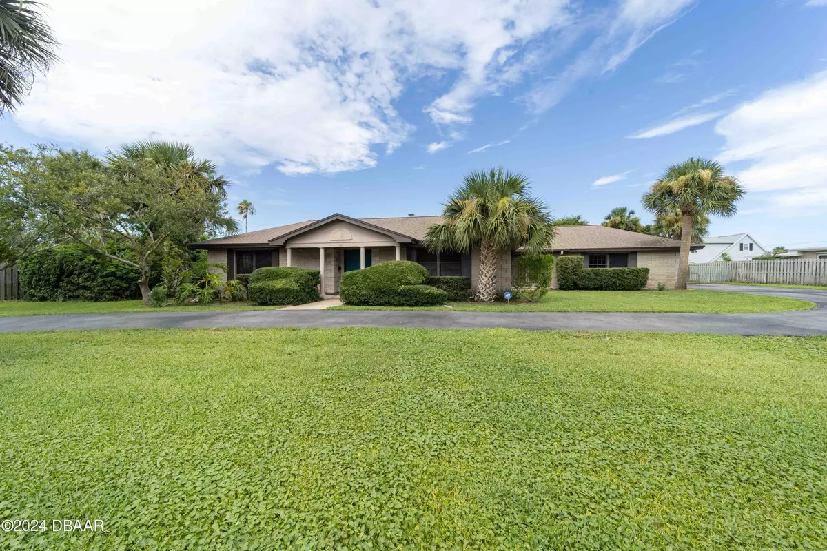 Ormond Beach, FL 32176,183 University CIR