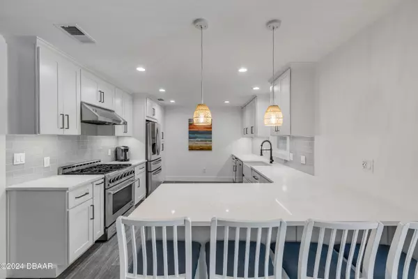 New Smyrna Beach, FL 32169,40 Oak Tree DR