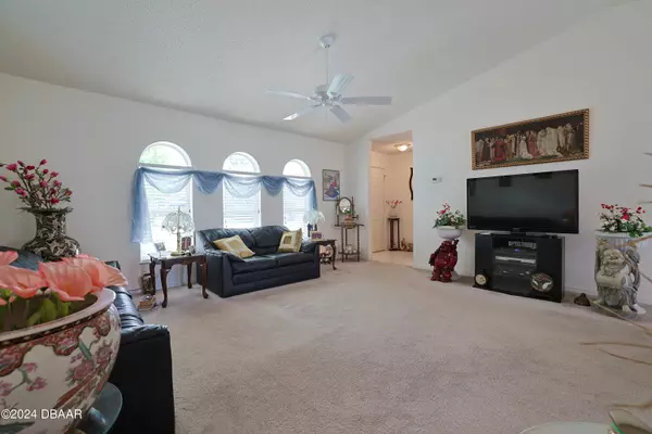 Edgewater, FL 32141,2514 Sabal Palm DR