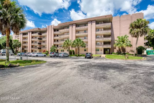 Ormond Beach, FL 32174,640 Nova RD #207