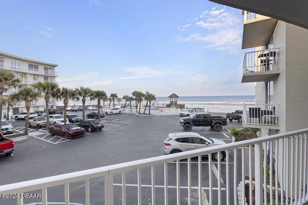 Daytona Beach, FL 32118,1233 Atlantic AVE #2270