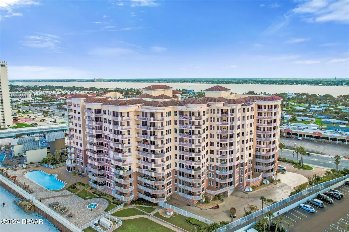 Daytona Beach Shores, FL 32118,2515 Atlantic AVE #203