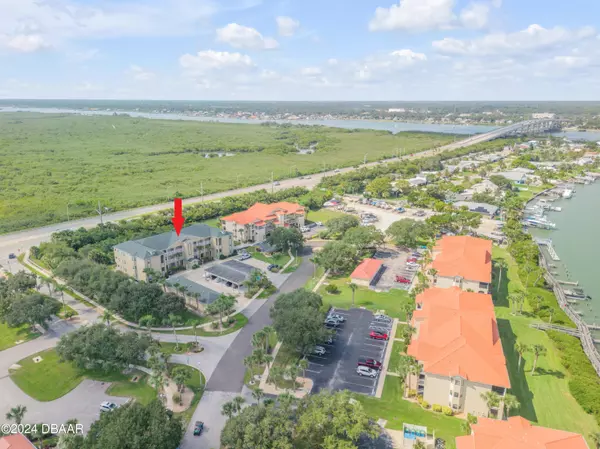 New Smyrna Beach, FL 32169,468 Bouchelle DR #329