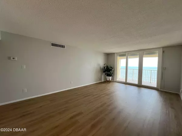 Ormond Beach, FL 32176,89 Atlantic AVE #1504