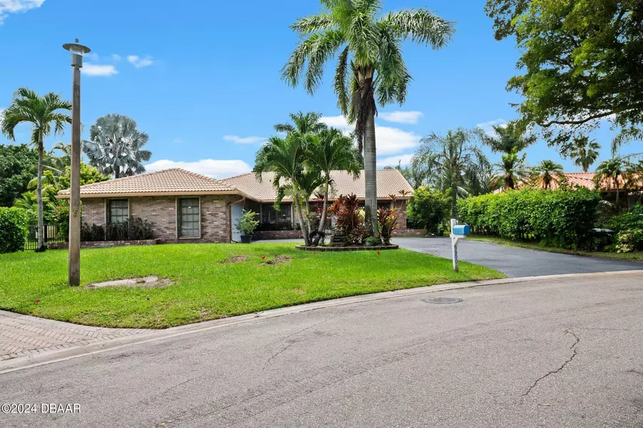 9900 6 ST, Coral Springs, FL 33071