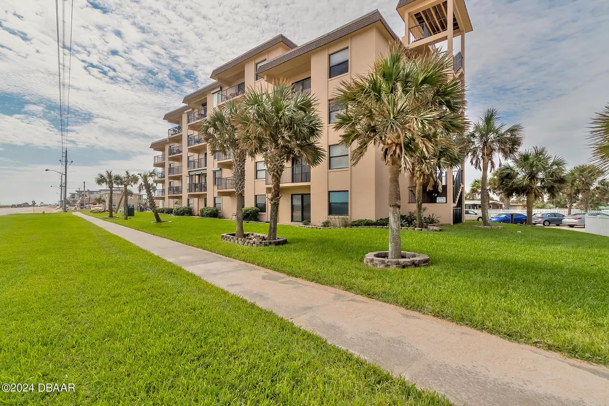 Ormond Beach, FL 32176,2390 Ocean Shore BLVD #4020