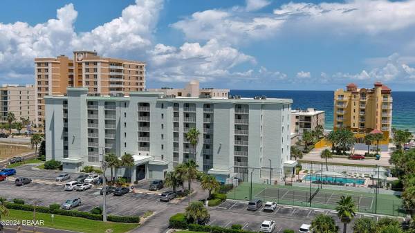 3800 Atlantic AVE #105, Daytona Beach Shores, FL 32118