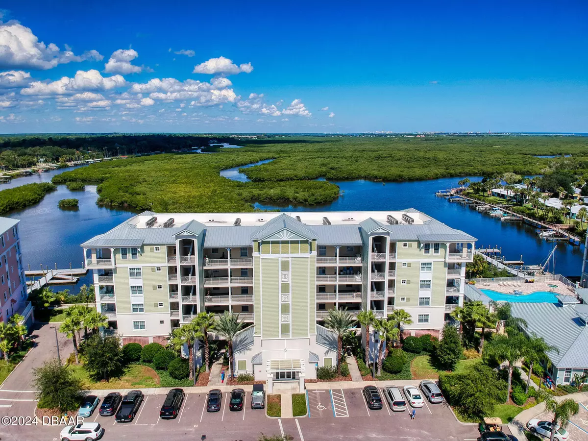 New Smyrna Beach, FL 32169,5 Riverwalk DR #406